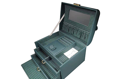 ジュエリーボックス